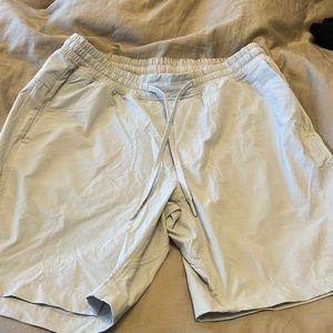 Men’s  Lululemon Bowline Ripstop Shorts